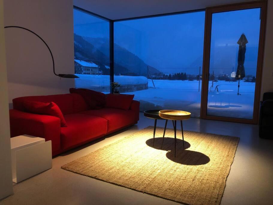 מאוראך Urban Mountain Chalet With Lake View מראה חיצוני תמונה
