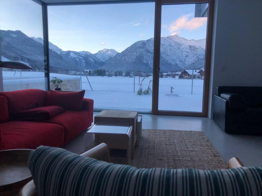 מאוראך Urban Mountain Chalet With Lake View מראה חיצוני תמונה