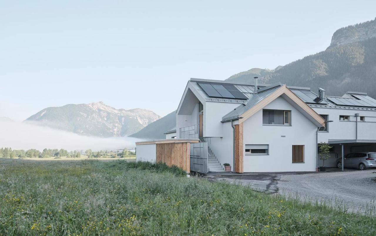 מאוראך Urban Mountain Chalet With Lake View מראה חיצוני תמונה
