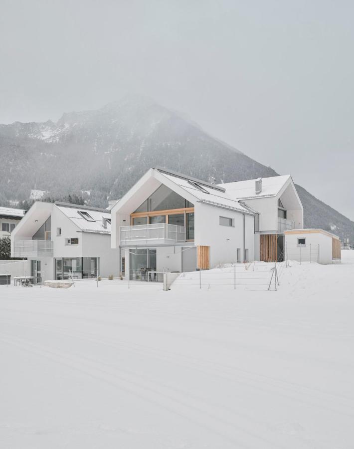 מאוראך Urban Mountain Chalet With Lake View מראה חיצוני תמונה