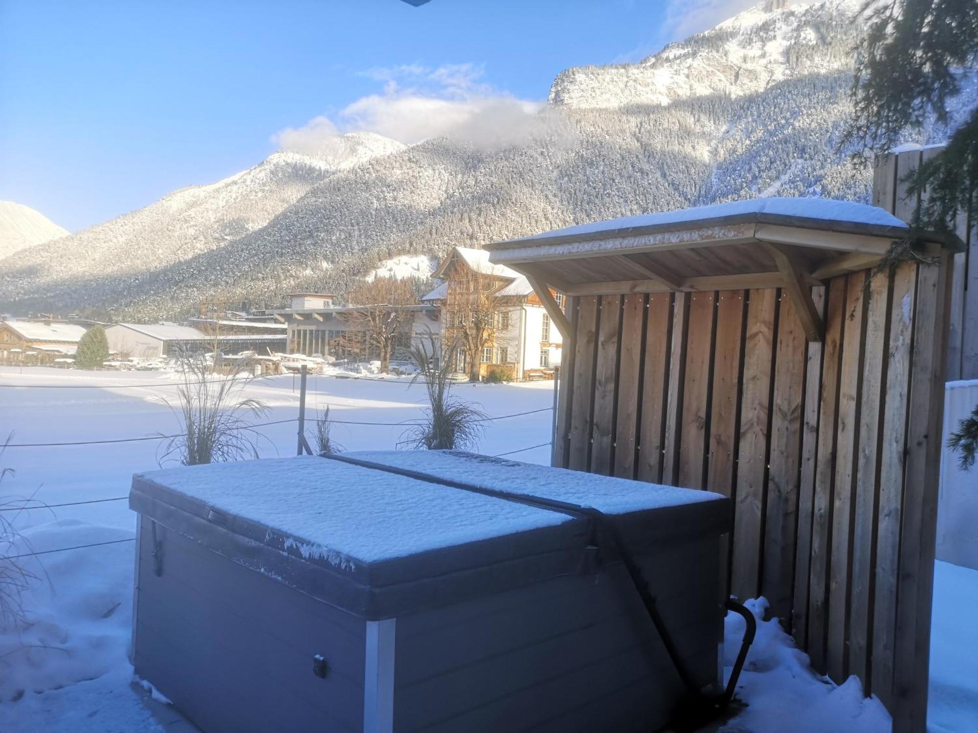מאוראך Urban Mountain Chalet With Lake View מראה חיצוני תמונה