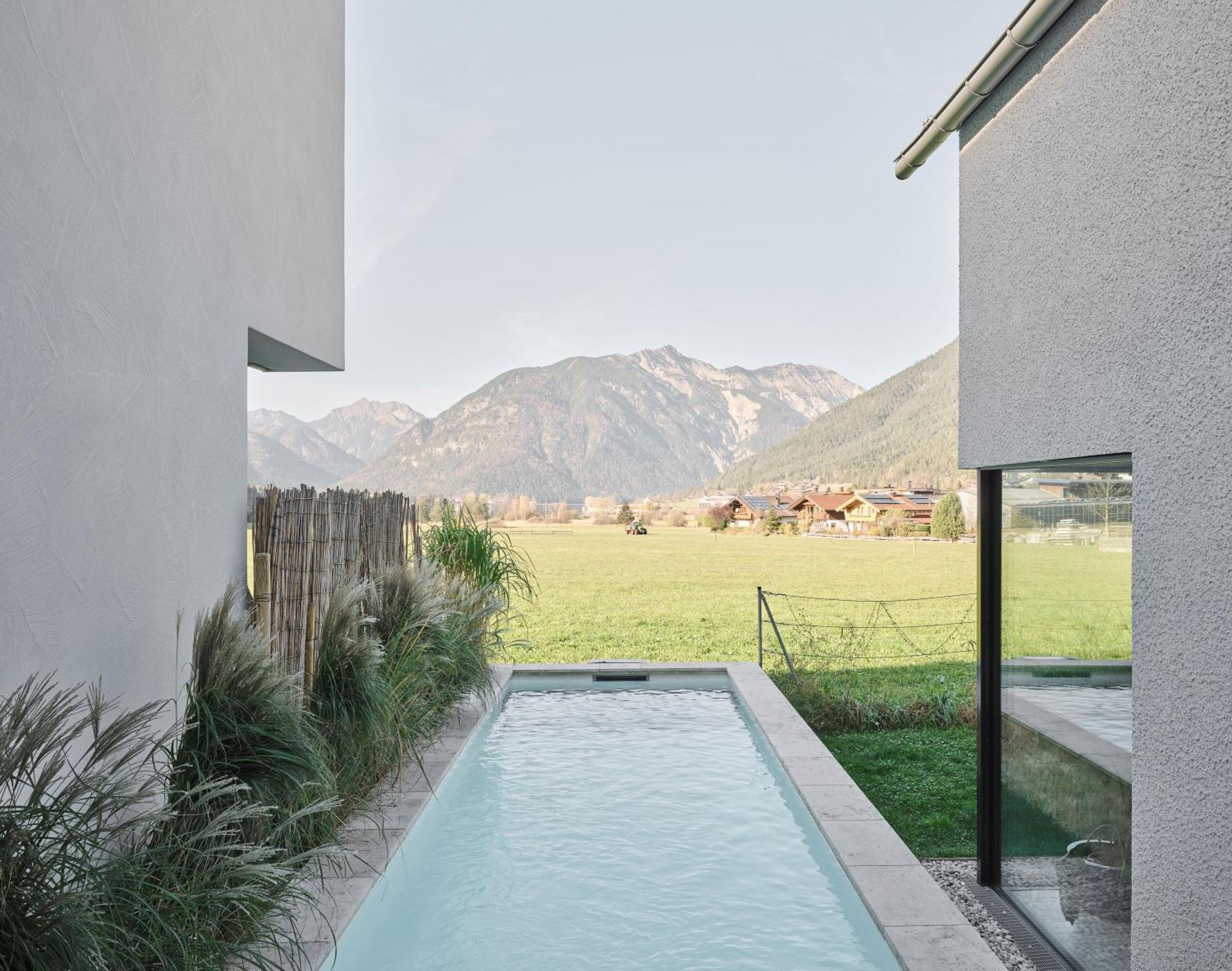 מאוראך Urban Mountain Chalet With Lake View מראה חיצוני תמונה